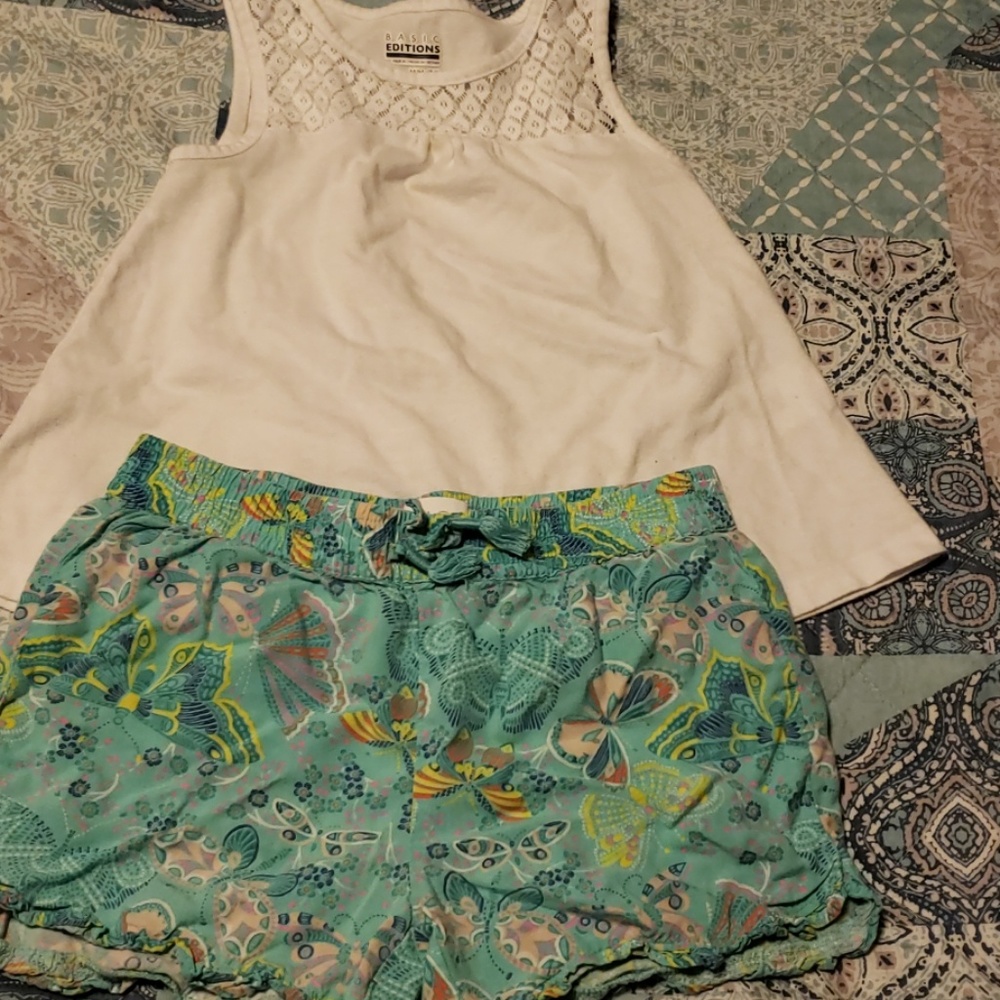 Girls shorts